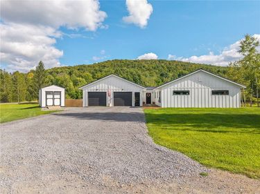 148 Richmond Heights, Richmondville, NY 12149