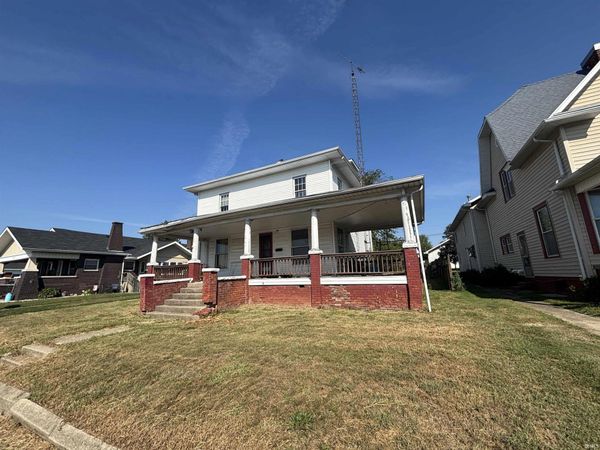 118 W 4th Street, Bicknell, IN 47512