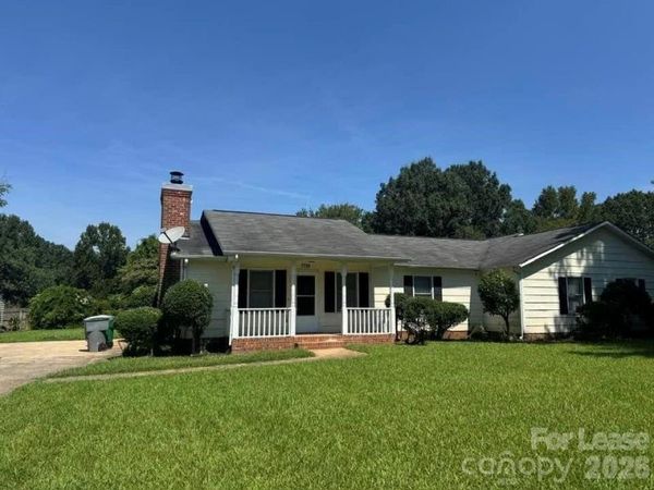 7718 Linda Lake Drive , Charlotte, NC 28215
