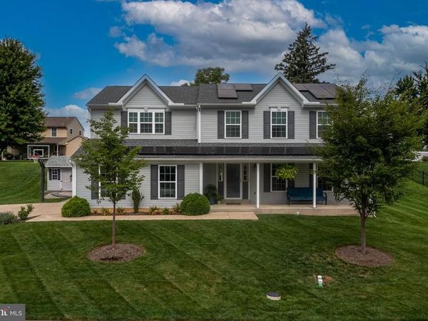 92 NANTUCKET DRIVE, READING, PA 19605