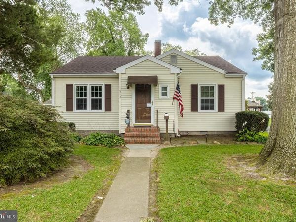 513 W SPRUCE STREET , SEAFORD, DE 19973