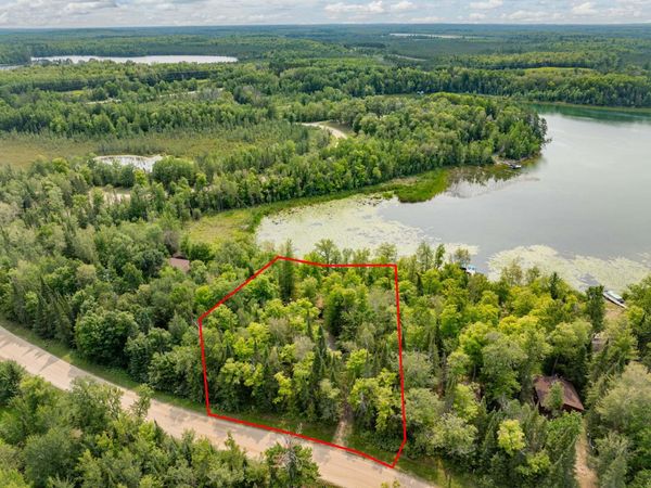 24847 Crooked Road , Bovey, MN 55709