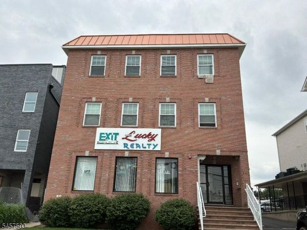 642 Newark Ave, Elizabeth, NJ 07208
