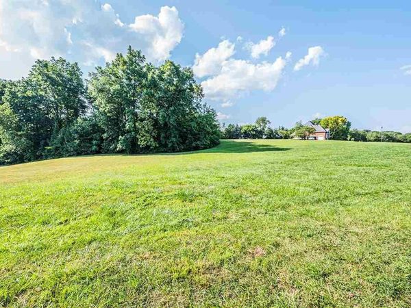 129 & 135 Fountain Trace Drive , Bowling Green, KY 42104