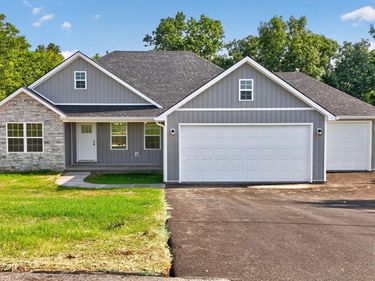 231 Lakeland Drive, Harrodsburg, KY 40330