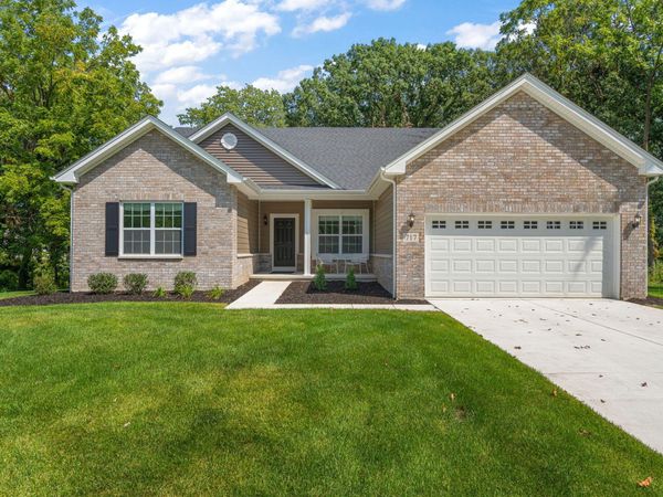 717 Druim Trail , Crown Point, IN 46307
