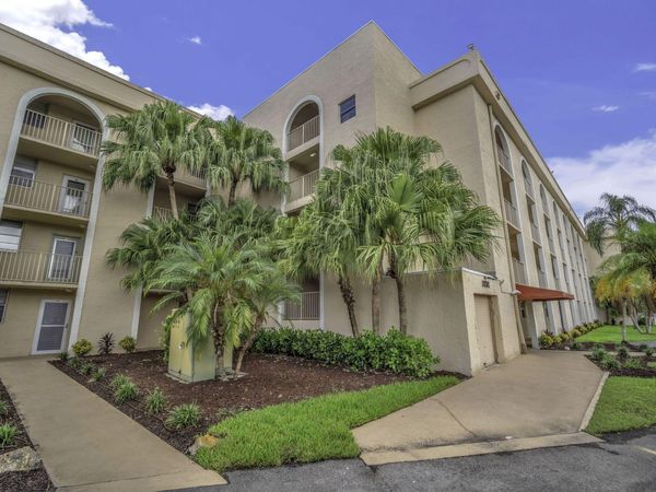 3231 Holiday Springs Boulevard, Unit 306, Margate, FL 33063