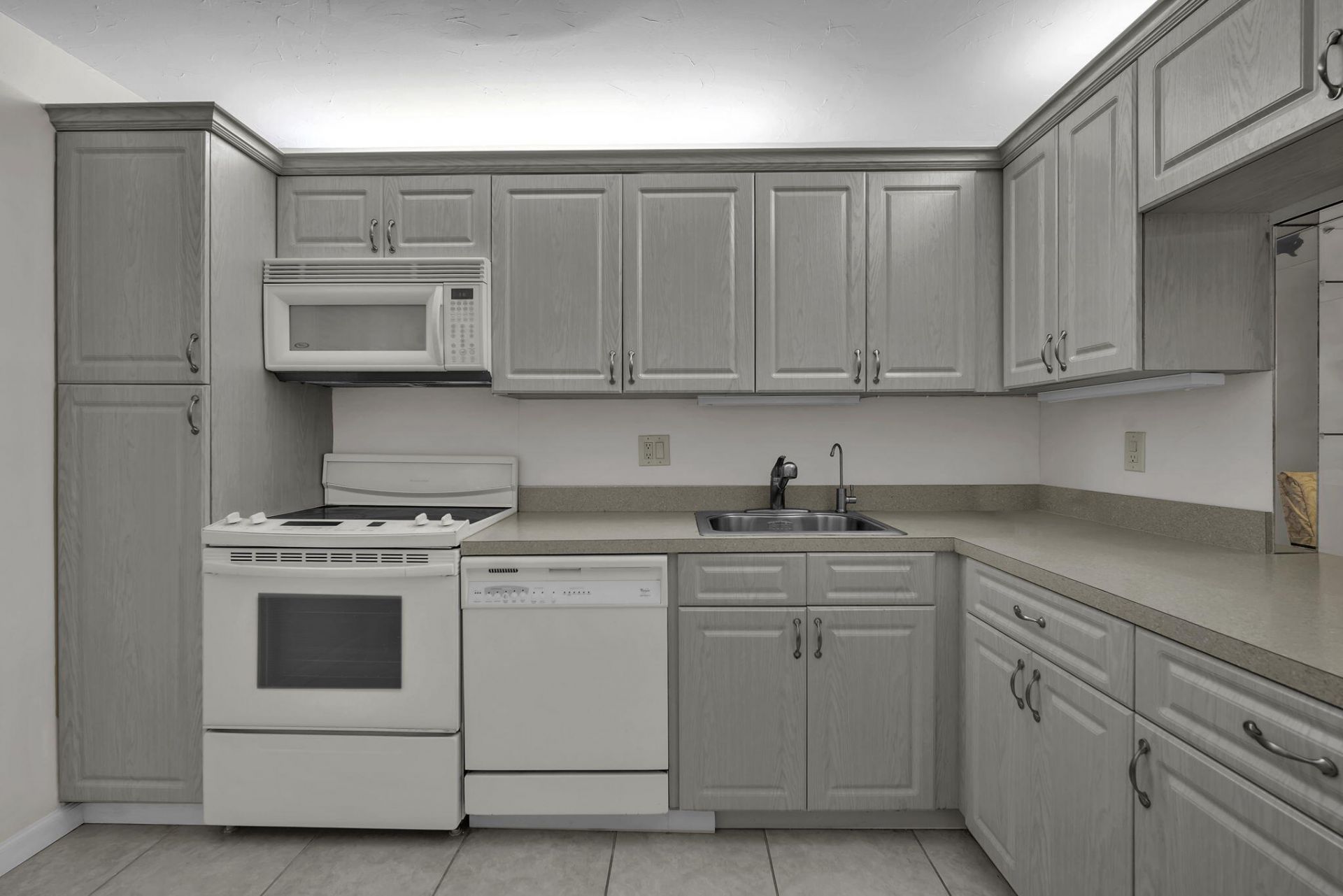 3231 Holiday Springs Boulevard, Unit 306, Margate, FL 33063 Photo