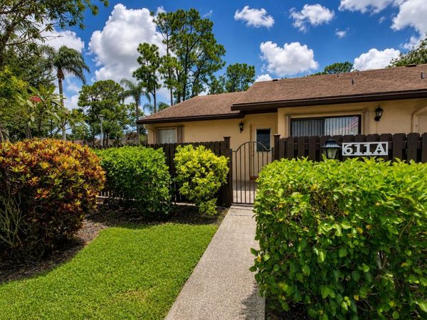 611 Sea Pine Way, Unit A, Greenacres, FL 33415