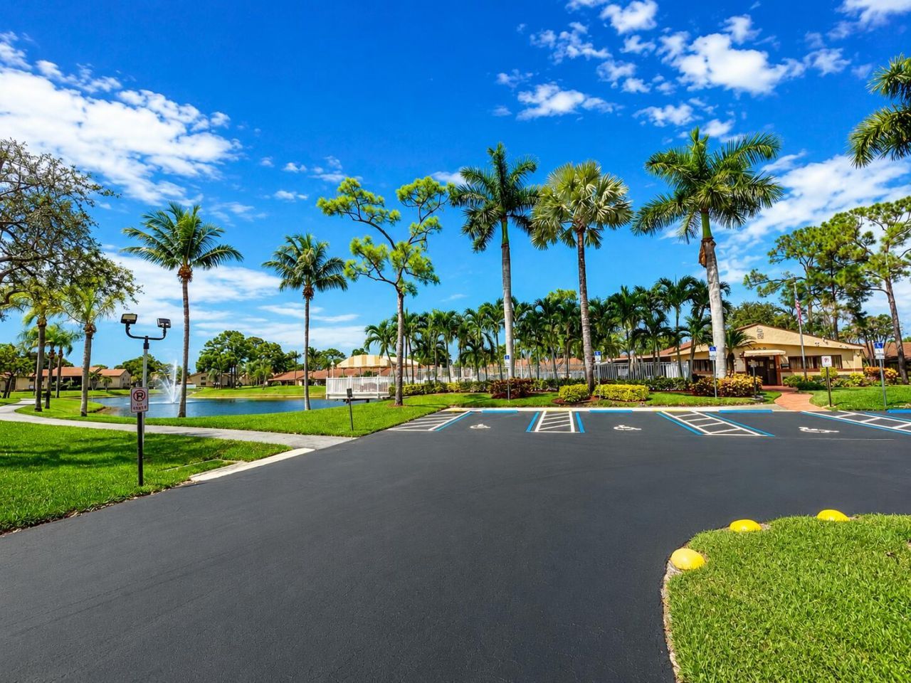 611 Sea Pine Way, Unit A, Greenacres, FL 33415 Photo
