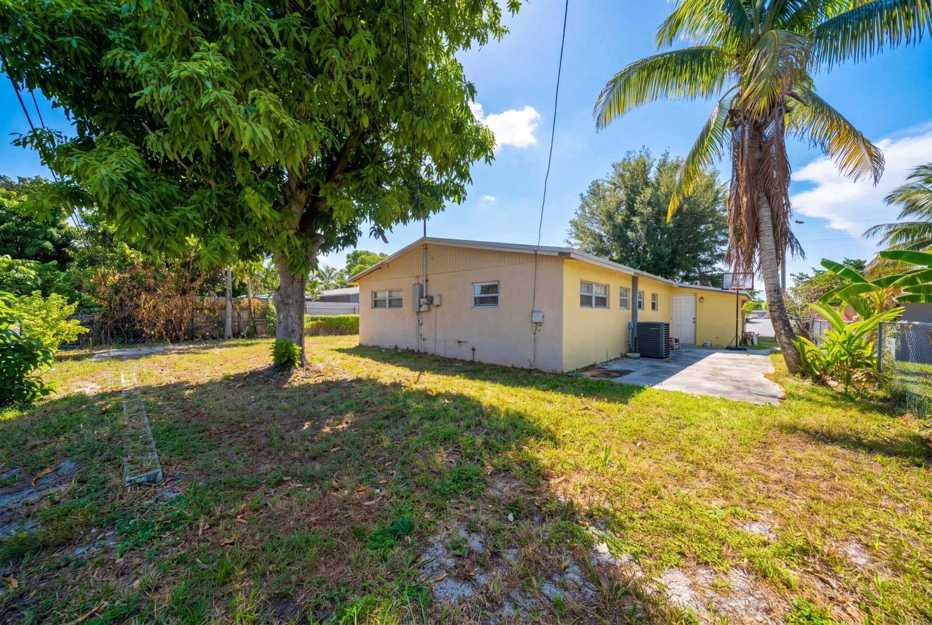 130 NE 21st Court, Pompano Beach, FL 33060 Photo