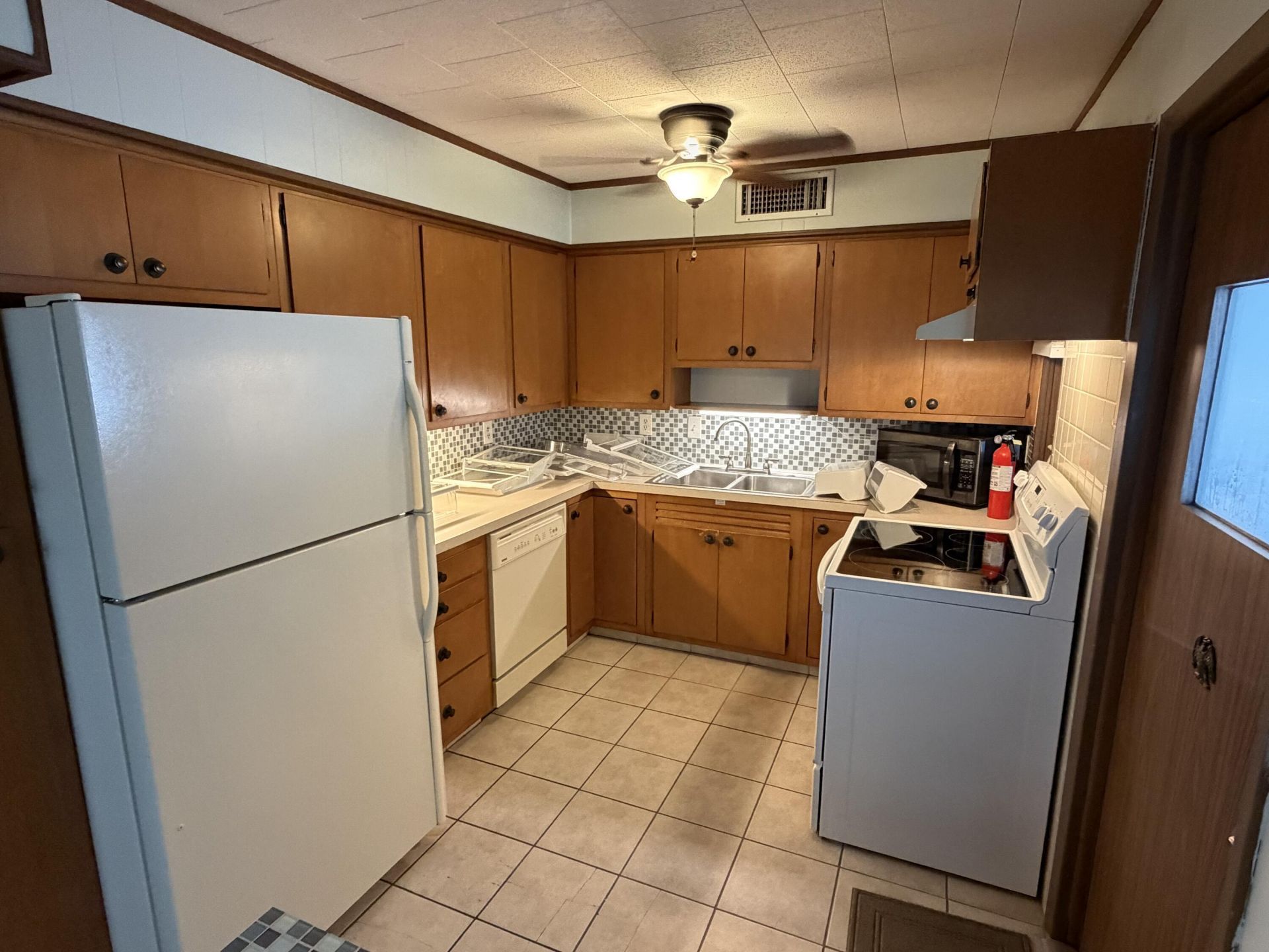 1930 SW 85th Avenue, Davie, FL 33324 Photo