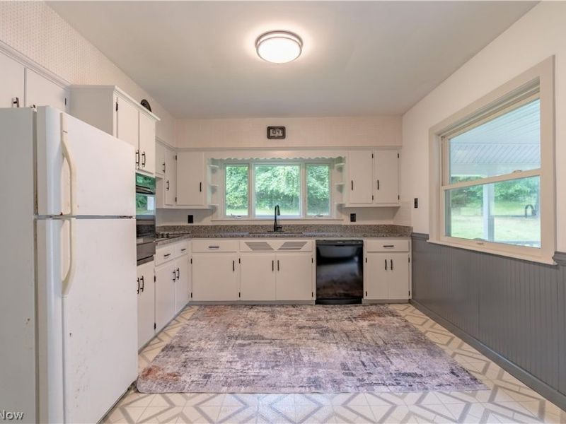 4216 State Road, New Franklin, OH 44319 Photo 9