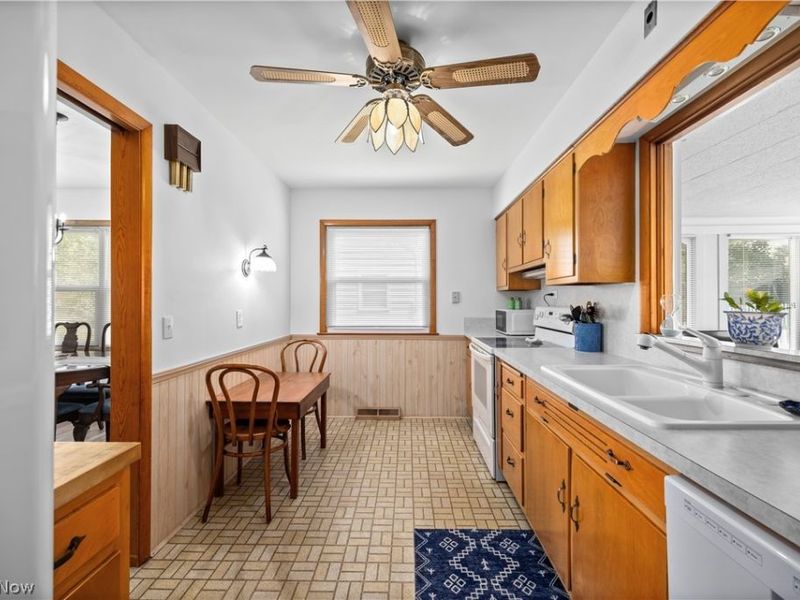 814 Mohawk Drive, Huron, OH 44839 Photo 9