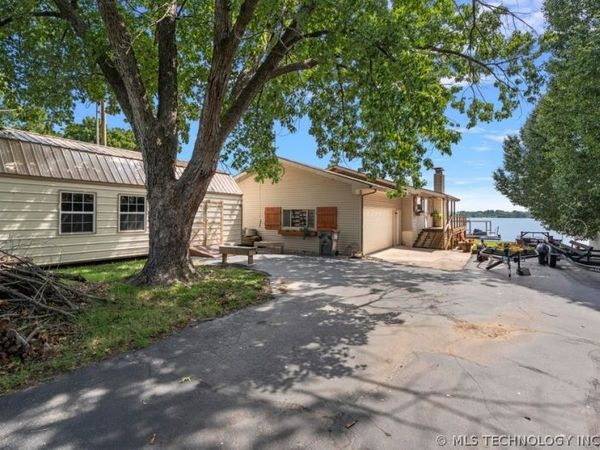 8823 Keller Road , Grove, OK 74344