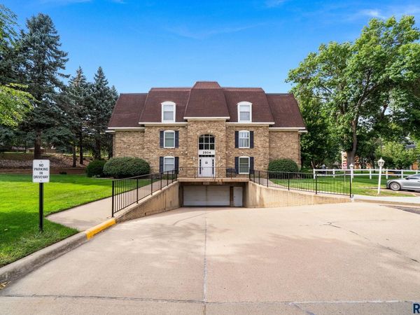 2904 W 33rd St, Unit 125, Sioux Falls, SD 57105