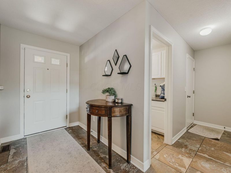 5587 Genoa Farms Boulevard, Westerville, OH 43082 Photo 13