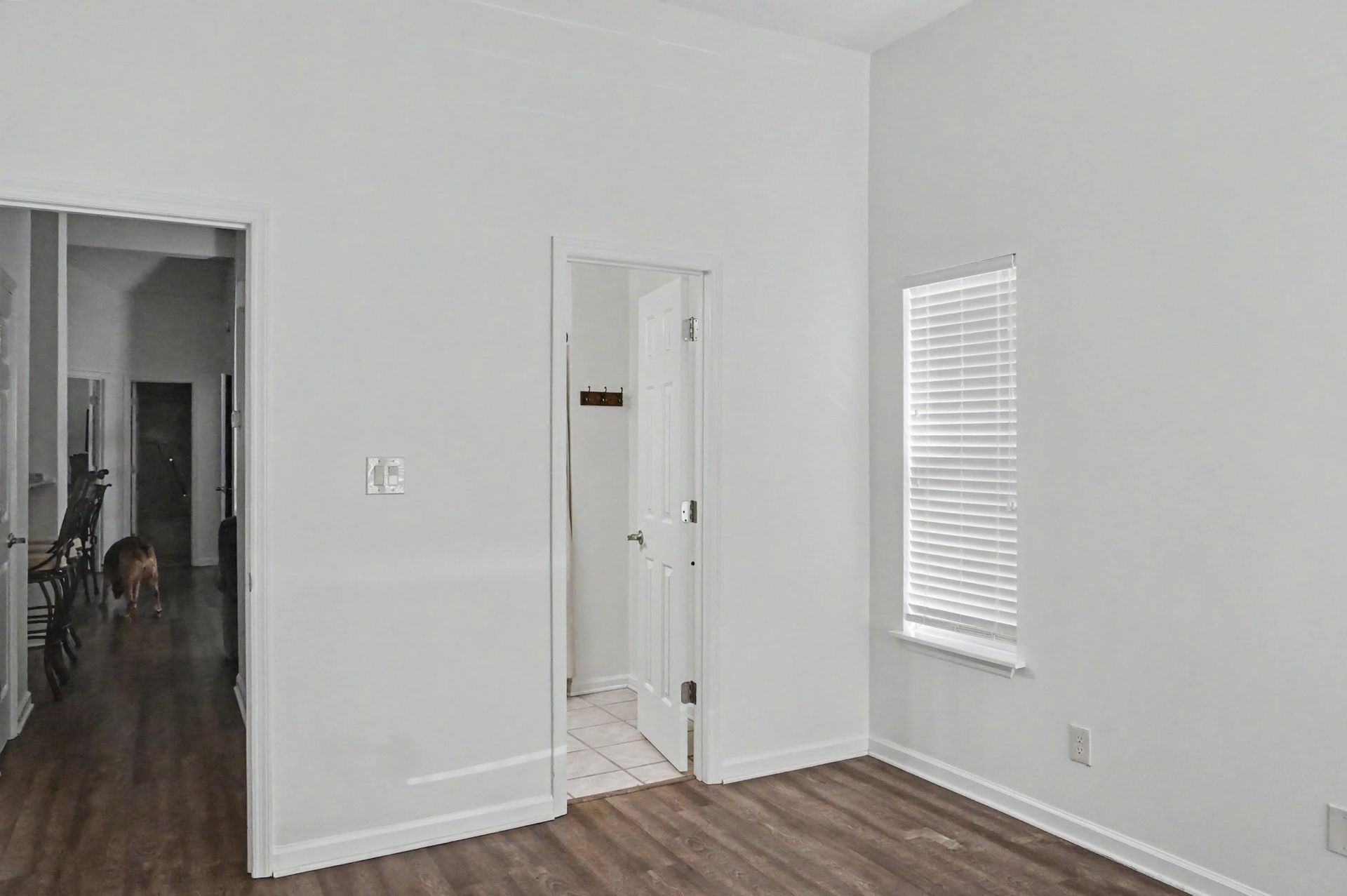 1010 Charles St. Photo 12