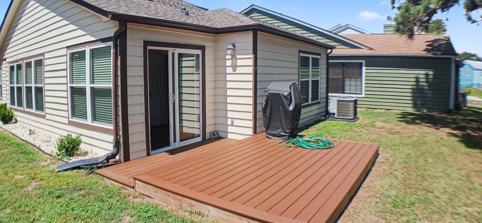 1010 Charles St. Photo 18