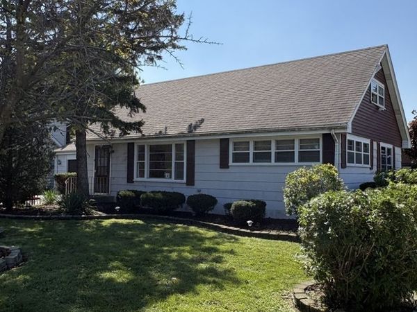 5859 W 81st Place , Burbank, IL 60459
