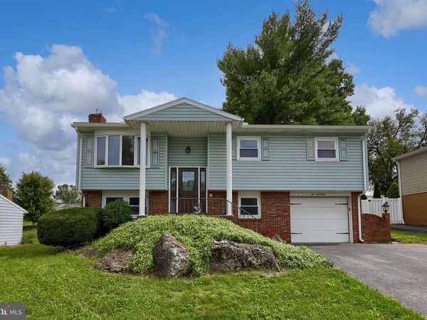 131 S OAK STREET , LITITZ, PA 17543