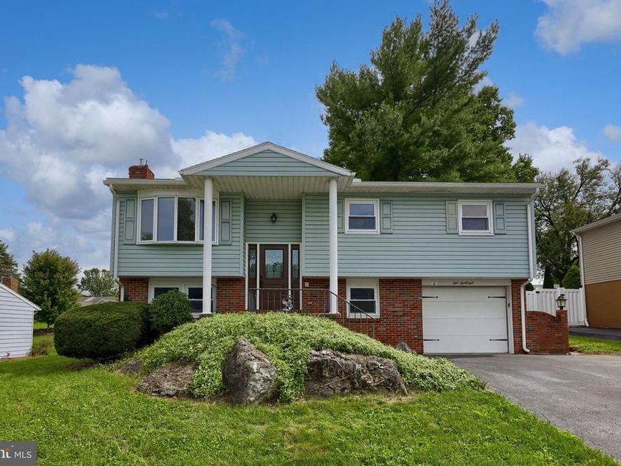 131 S Oak Street , Lititz, PA 17543 Main Photo