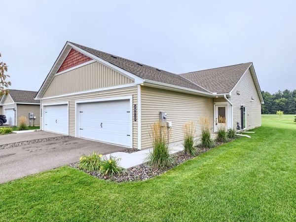 39812 Fallbrook Avenue, North Branch, MN 55056