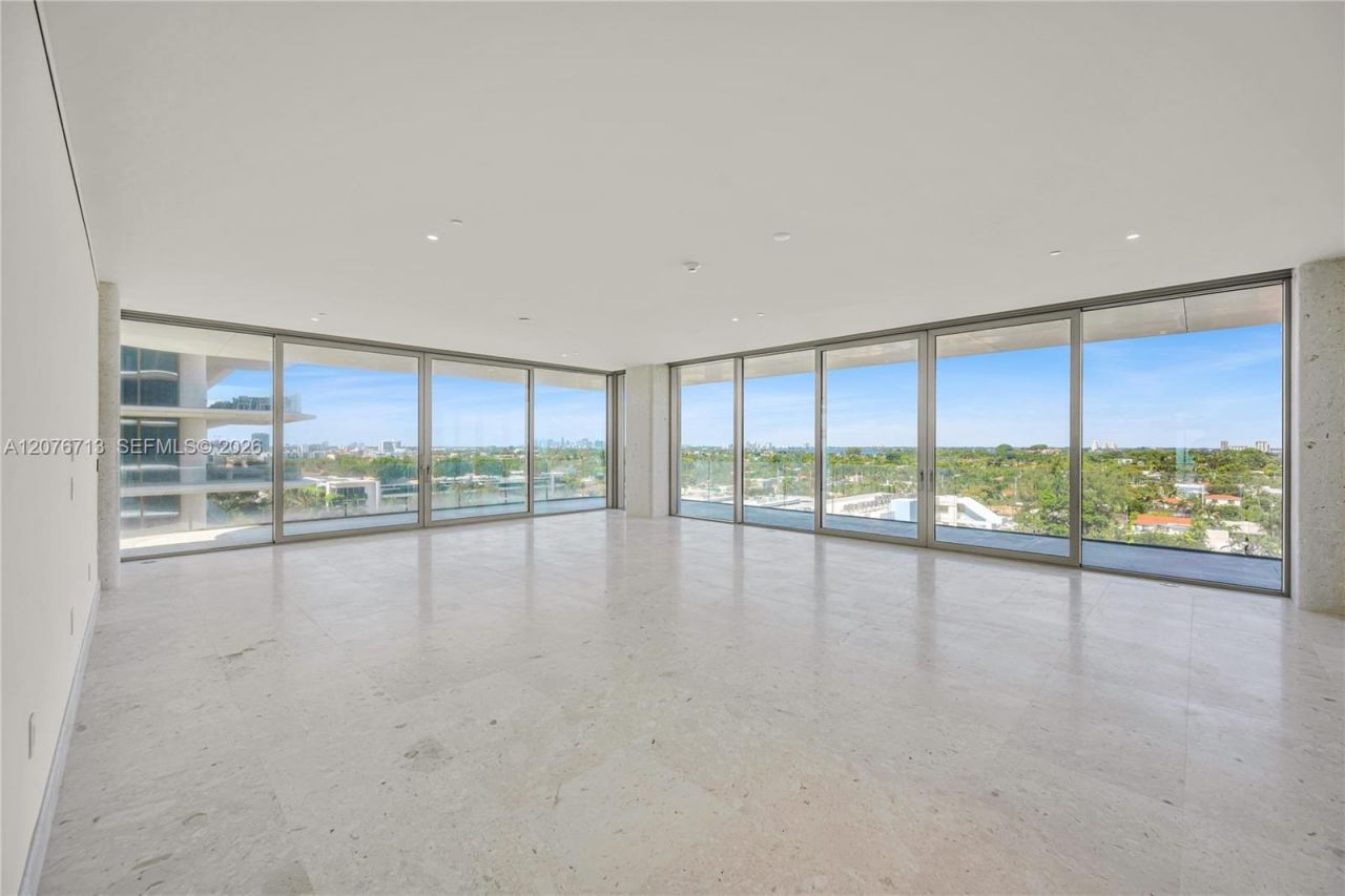 9165 Collins Ave , Unit 701, Surfside, FL 33154 Photo