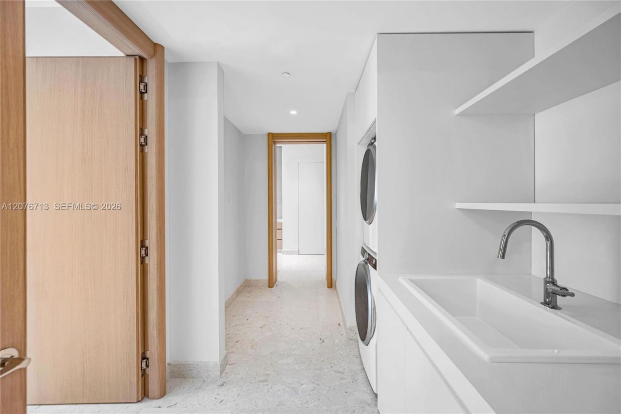 9165 Collins Ave , Unit 701, Surfside, FL 33154 Photo