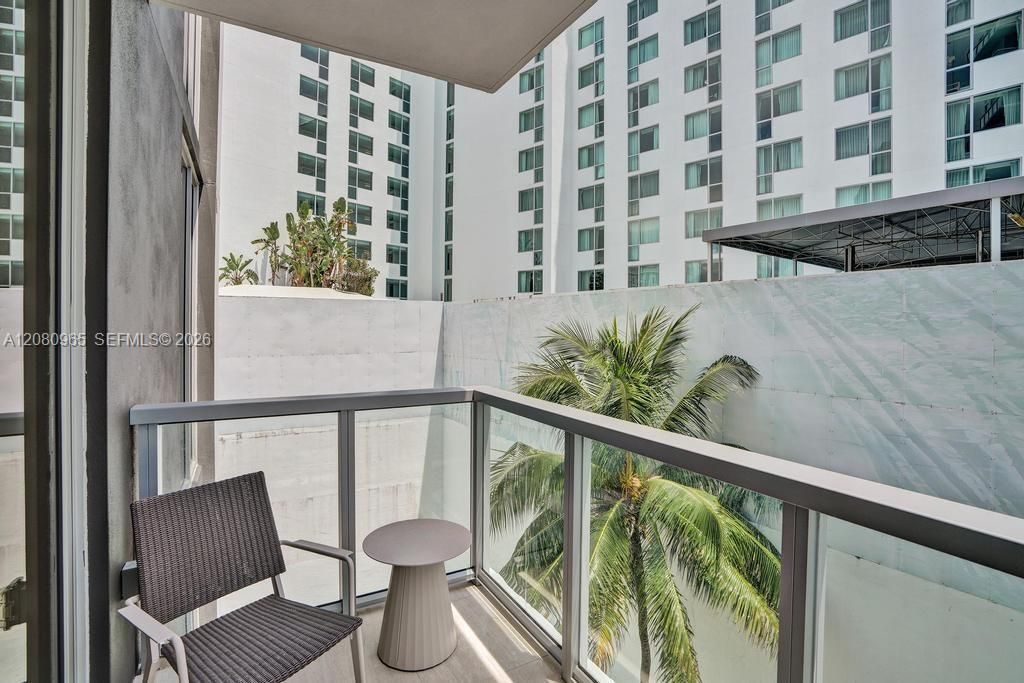 1611 SW 2nd Ave , Unit 402, Miami, FL 33129 Photo