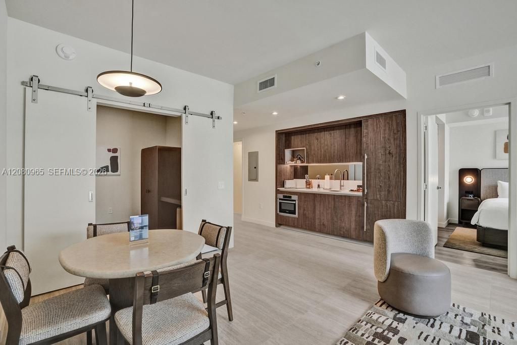 1611 SW 2nd Ave , Unit 402, Miami, FL 33129 Photo