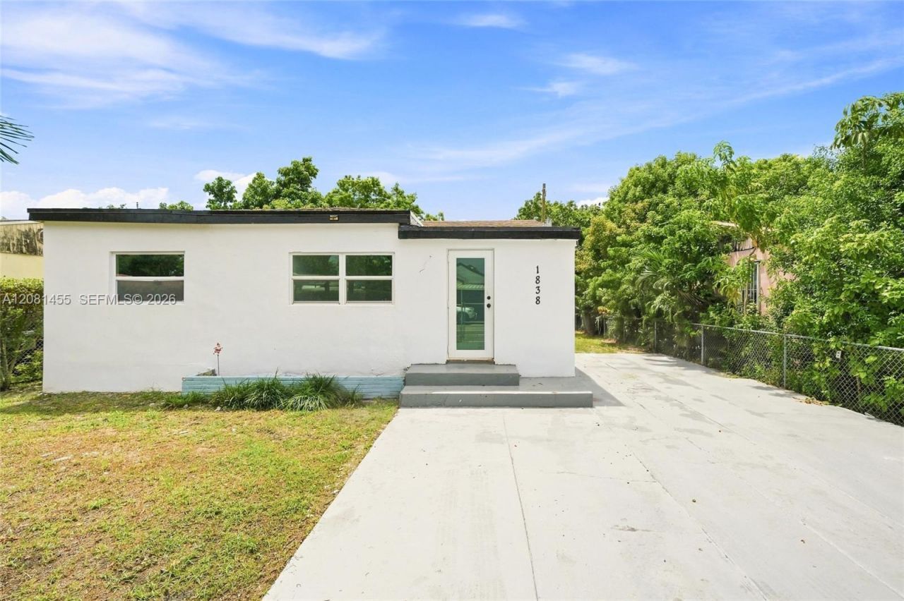 1838 NW 57th St, Miami, FL 33142 Photo
