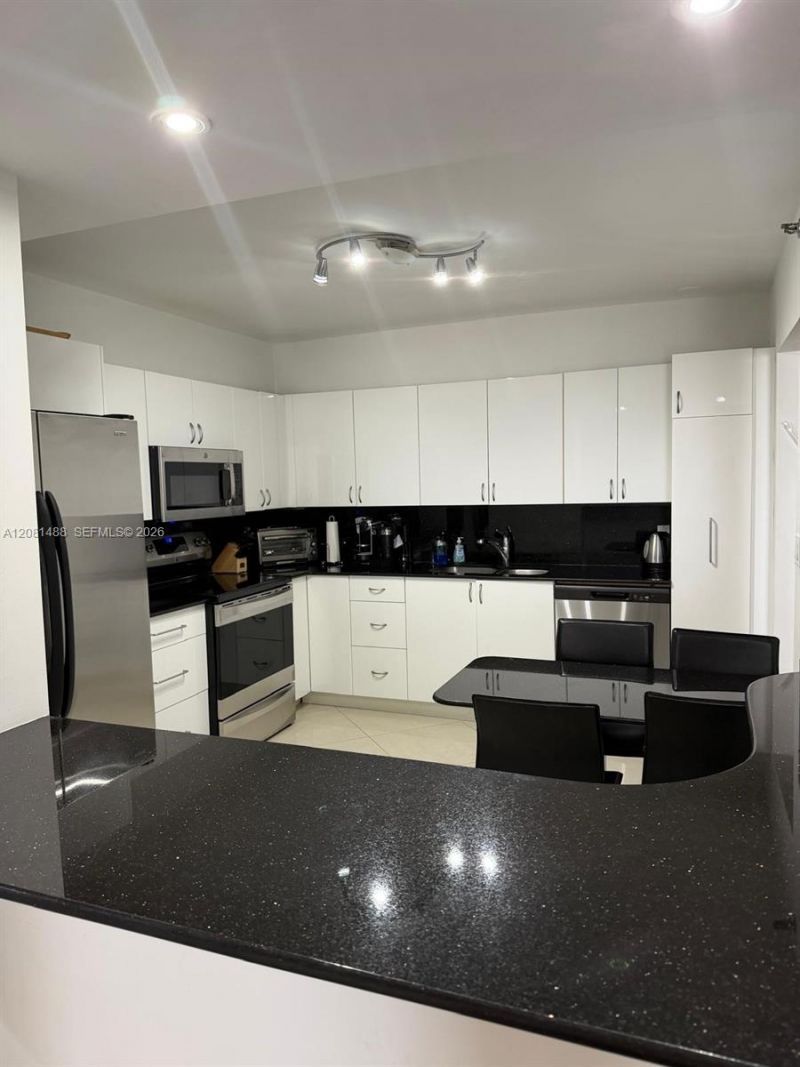 8877 Collins Ave , Unit 708, Surfside, FL 33154 Photo