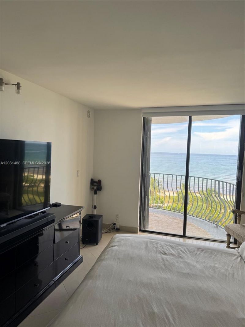 8877 Collins Ave , Unit 708, Surfside, FL 33154 Photo