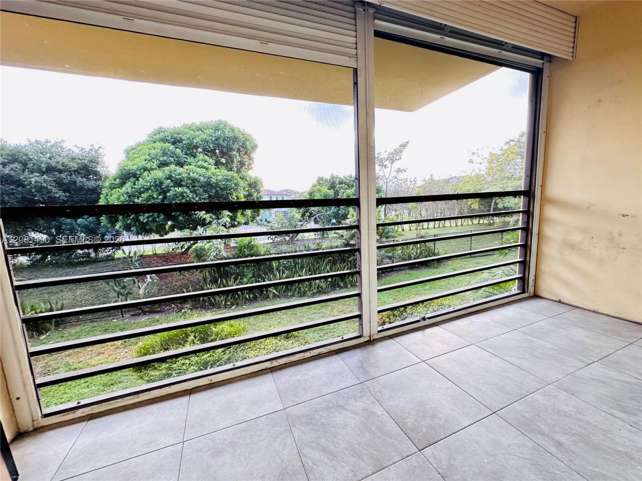 3490 Foxcroft Rd , Unit B208, Miramar, FL 33025 Photo