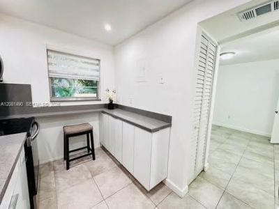 3490 Foxcroft Rd , Unit B208, Miramar, FL 33025 Photo