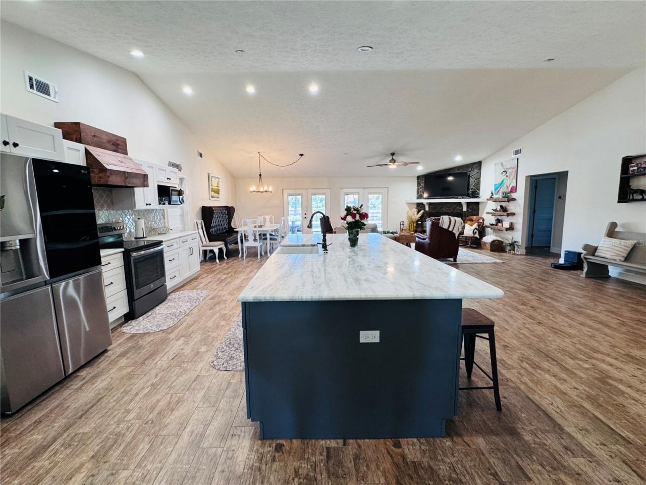 374 Catfish Creek Road , Lake Placid, FL 33852 Photo