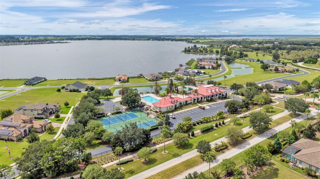 534 Blue Flag Drive, Auburndale, FL 33823 Photo