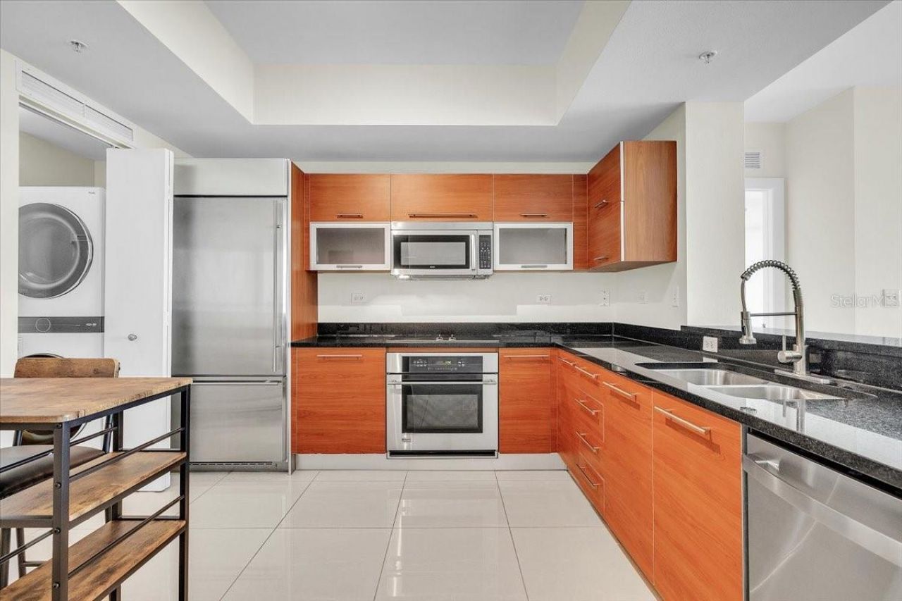 3000 Oasis Grand Boulevard , Unit 2802, Fort Myers, FL 33916 Photo