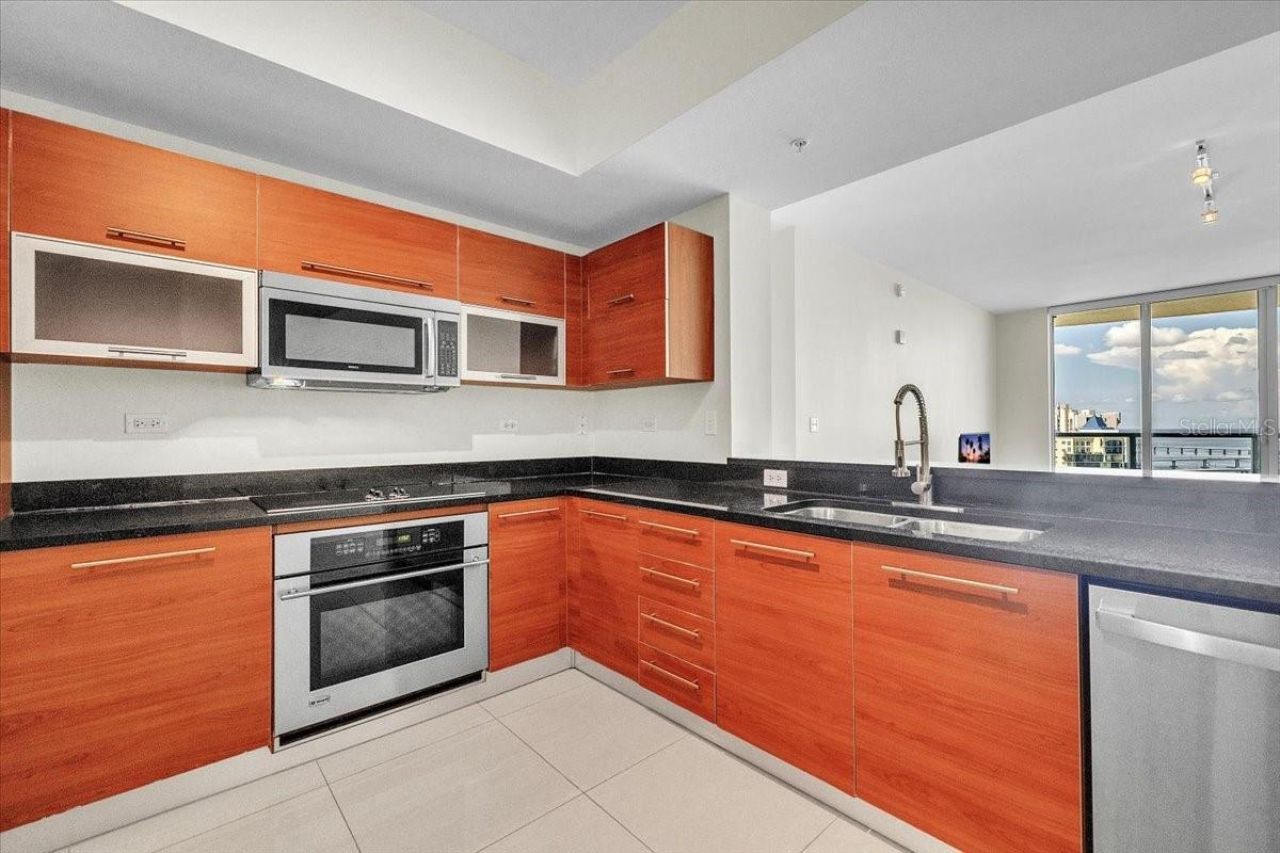 3000 Oasis Grand Boulevard , Unit 2802, Fort Myers, FL 33916 Photo