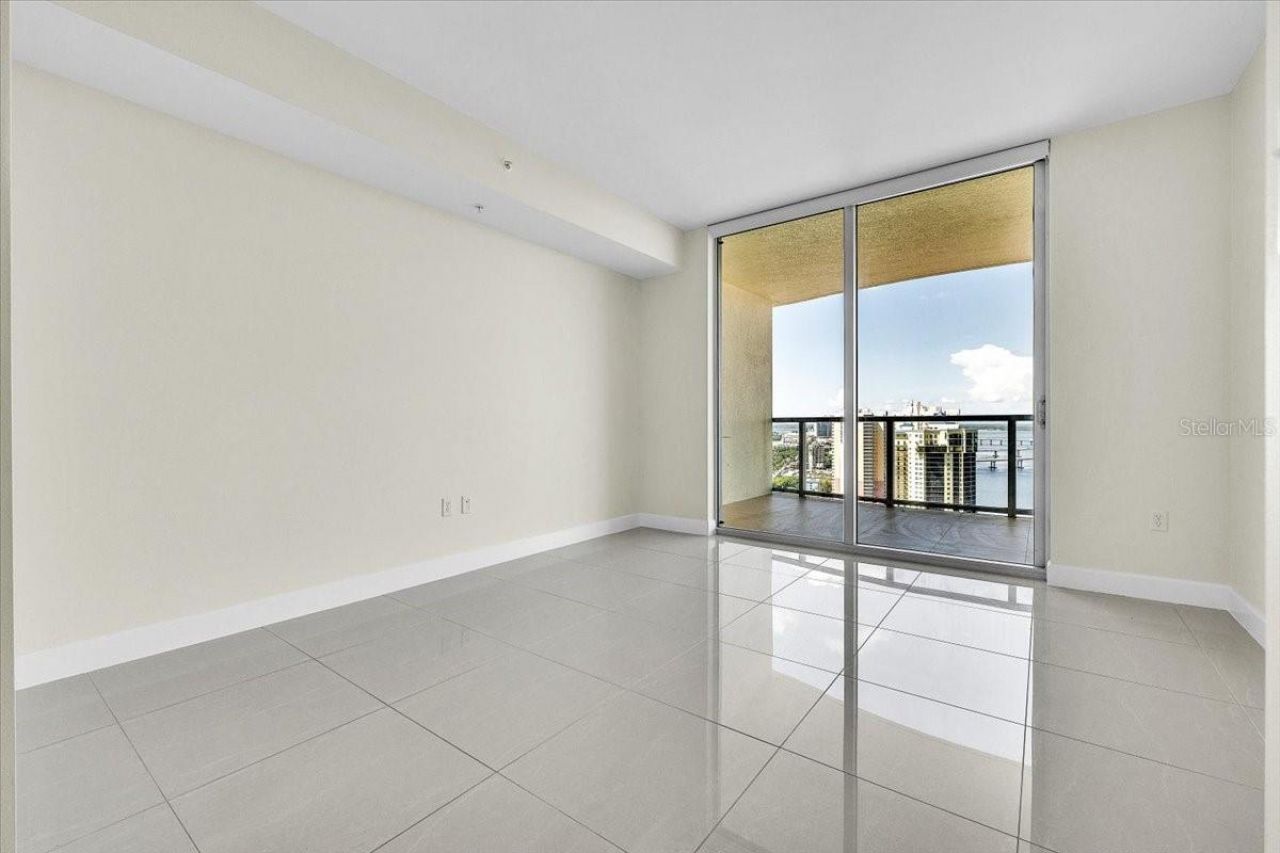 3000 Oasis Grand Boulevard , Unit 2802, Fort Myers, FL 33916 Photo