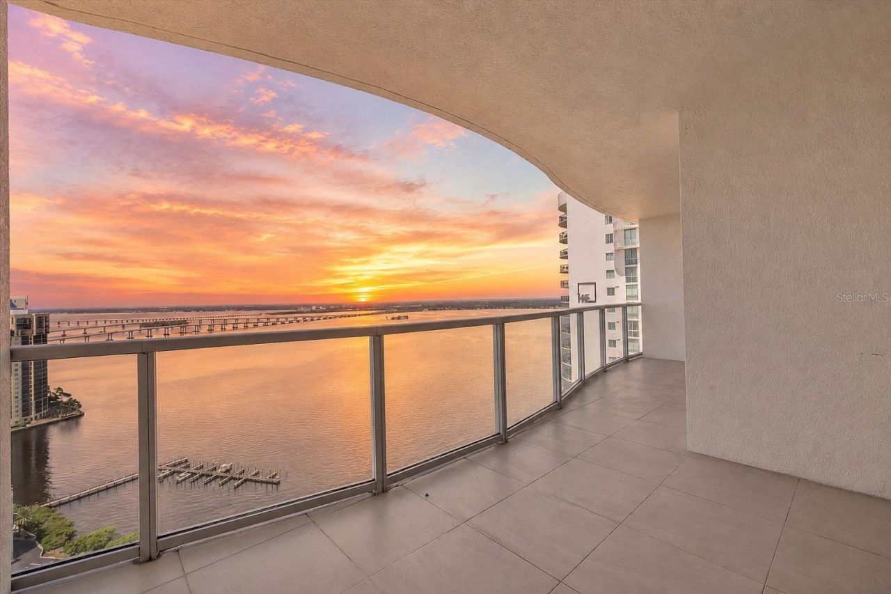 3000 Oasis Grand Boulevard , Unit 2802, Fort Myers, FL 33916 Photo