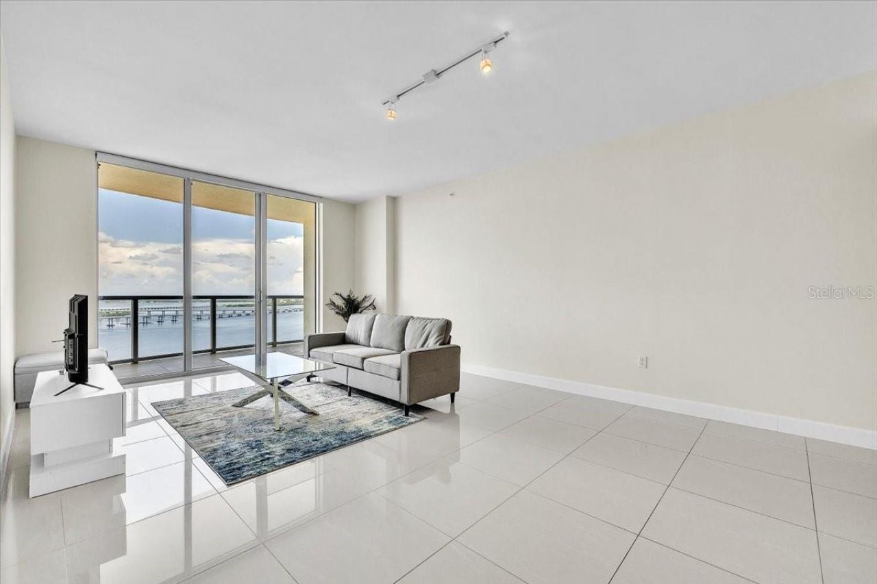 3000 Oasis Grand Boulevard , Unit 2802, Fort Myers, FL 33916 Photo