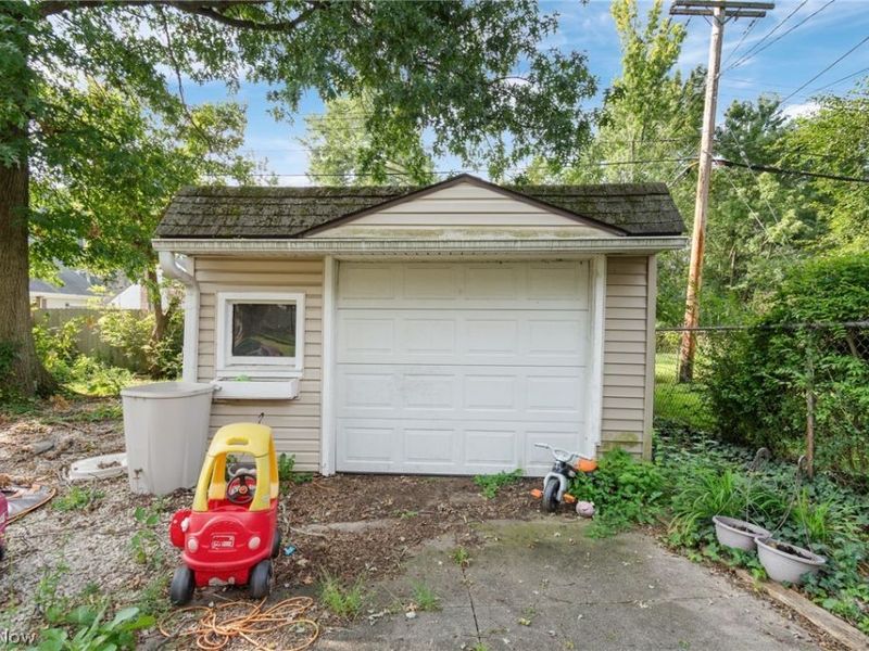 2610 Owaisa Road, Cuyahoga Falls, OH 44221 Photo 25