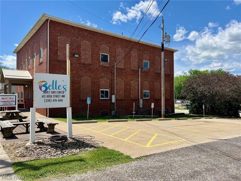 611 High Street NW, Carrollton, OH 44615 Photo 3