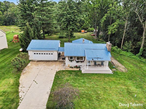 538 108th Street, Caledonia, MI 49316