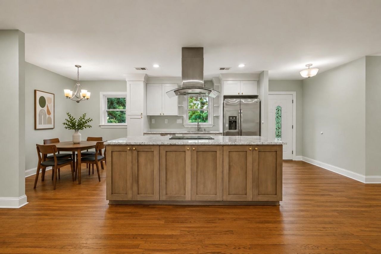 1510 Manor Boulevard Photo 20