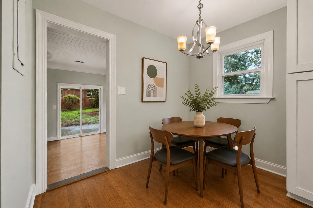 1510 Manor Boulevard Photo 39