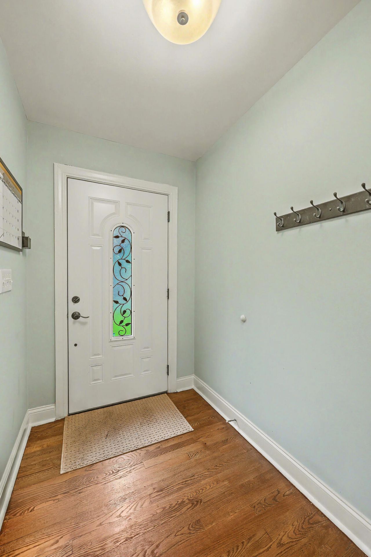 1510 Manor Boulevard Photo 8