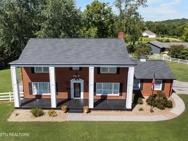 1351 Grand Colony Lane, Powell, TN 37849